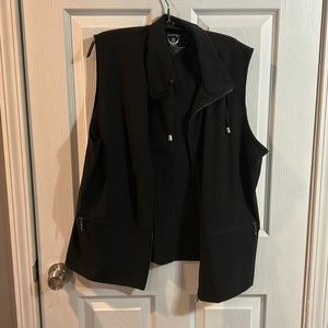 Zenergy by chicos lightweight black vest, size 3